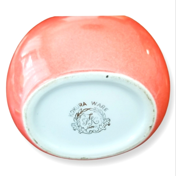 Vintage Porcelain Kokura Hand Painted Gold Gilded Vase - Picture 5 of 5